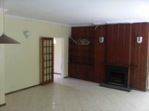 Sandton-20111021-00074